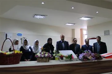 حضور  مسئولین بانک مسکن در بیمارستان الزهرا(س) به مناسبت روز پرستار