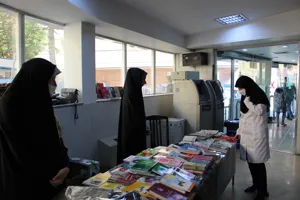 افتتاح غرفه فروش ملزومات حجاب و کتاب های مذهبی