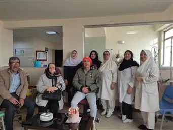 جشن تولد بیمار شیمی درمانی در مرکز